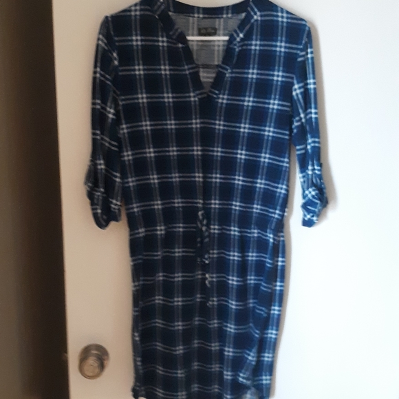 Shirt dress - Picture 1 of 1